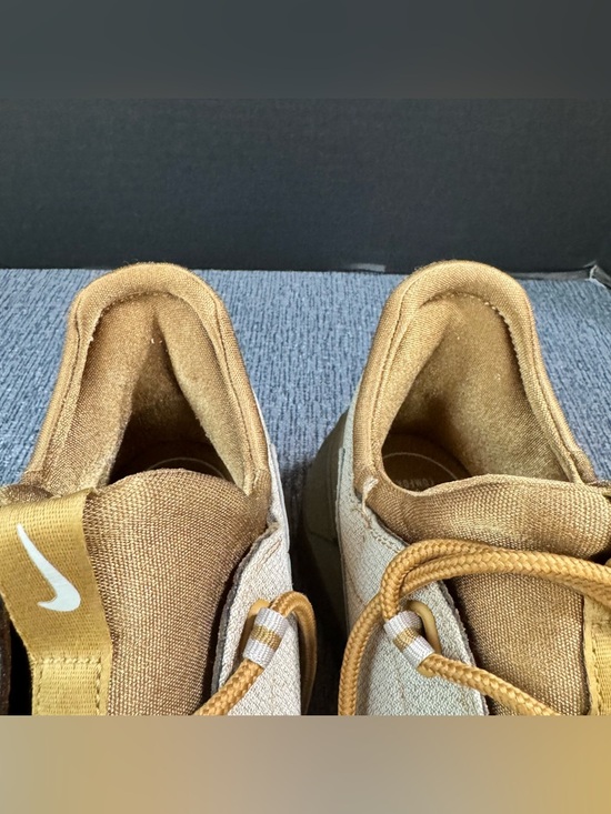Nike Air Wild Mens Sneakers main image 15